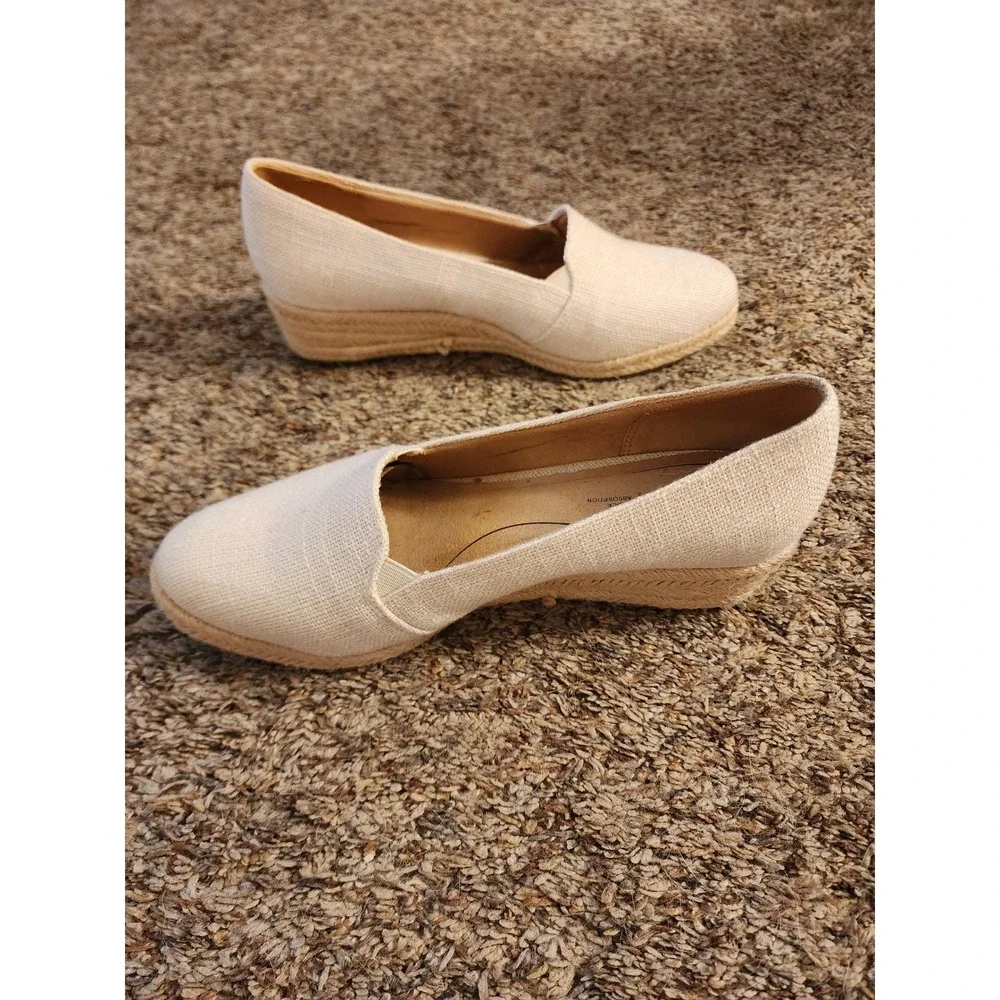 LifeStride Kamilla Beige Canvas Espadrille Wedge Slip On Shoes Size 8M